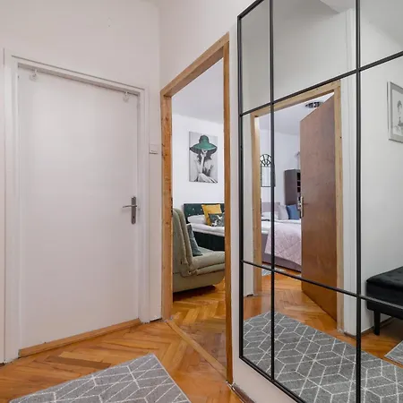 Rodzinny Z Dwiema Sypialniami Niedaleko Centrum Krakowa By Renters *